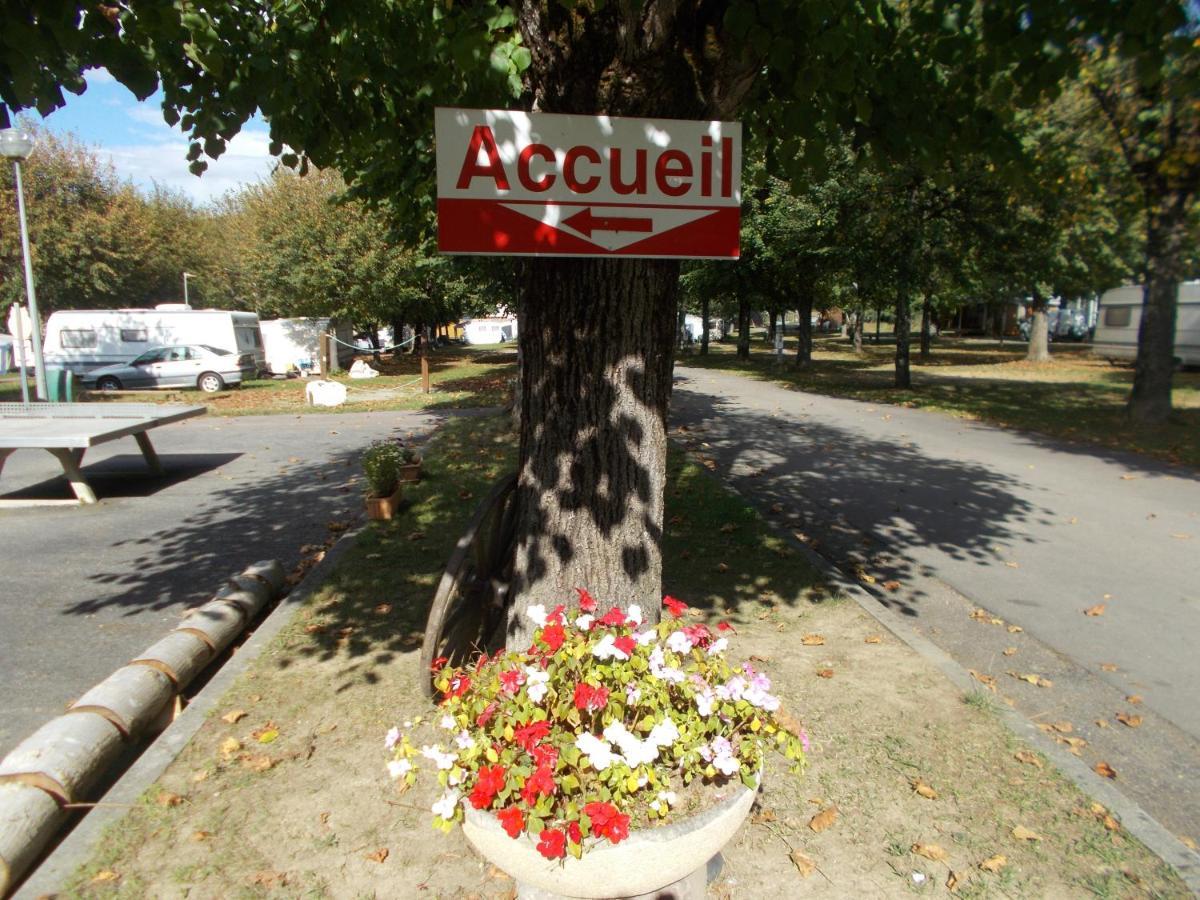 Mobil-Home Au Pied Des Pyrenees Castillon-en-Couserans Luaran gambar